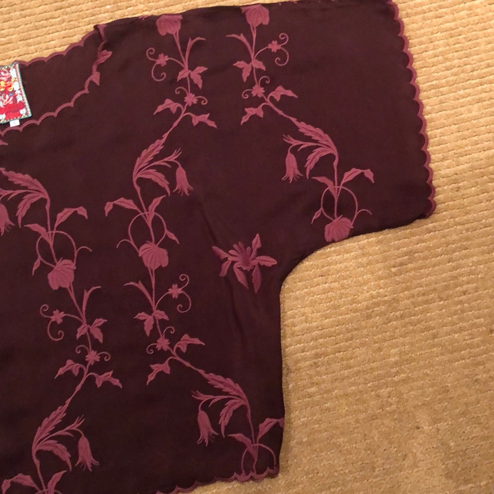 Blouse - Picture 2 of 2
